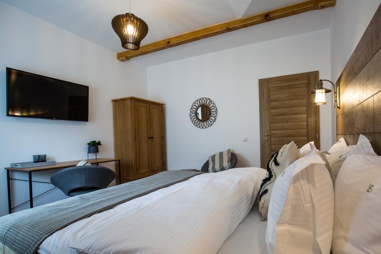 Отели типа «постель и завтрак» Drachenhaus Urban Villa Брашов-29