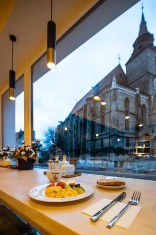 Отели типа «постель и завтрак» Drachenhaus Urban Villa Брашов Двухместный номер Делюкс с 1 кроватью или 2 отдельными кроватями-34