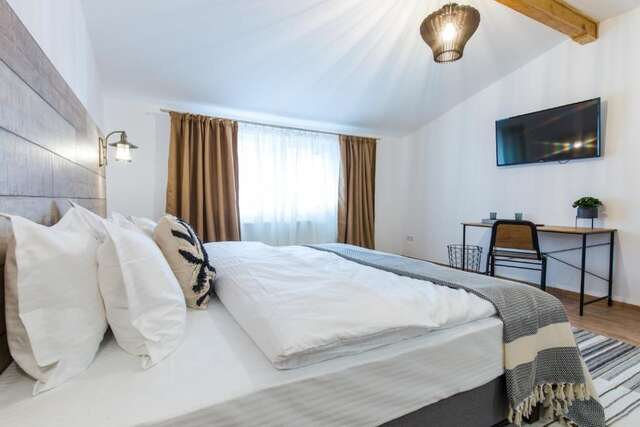 Отели типа «постель и завтрак» Drachenhaus Urban Villa Брашов-36
