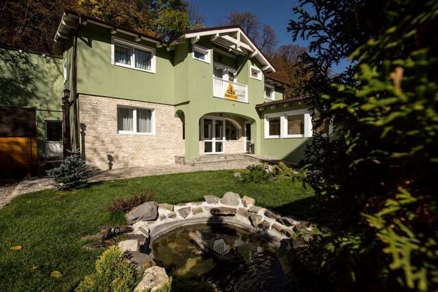 Отели типа «постель и завтрак» Drachenhaus Urban Villa Брашов-6